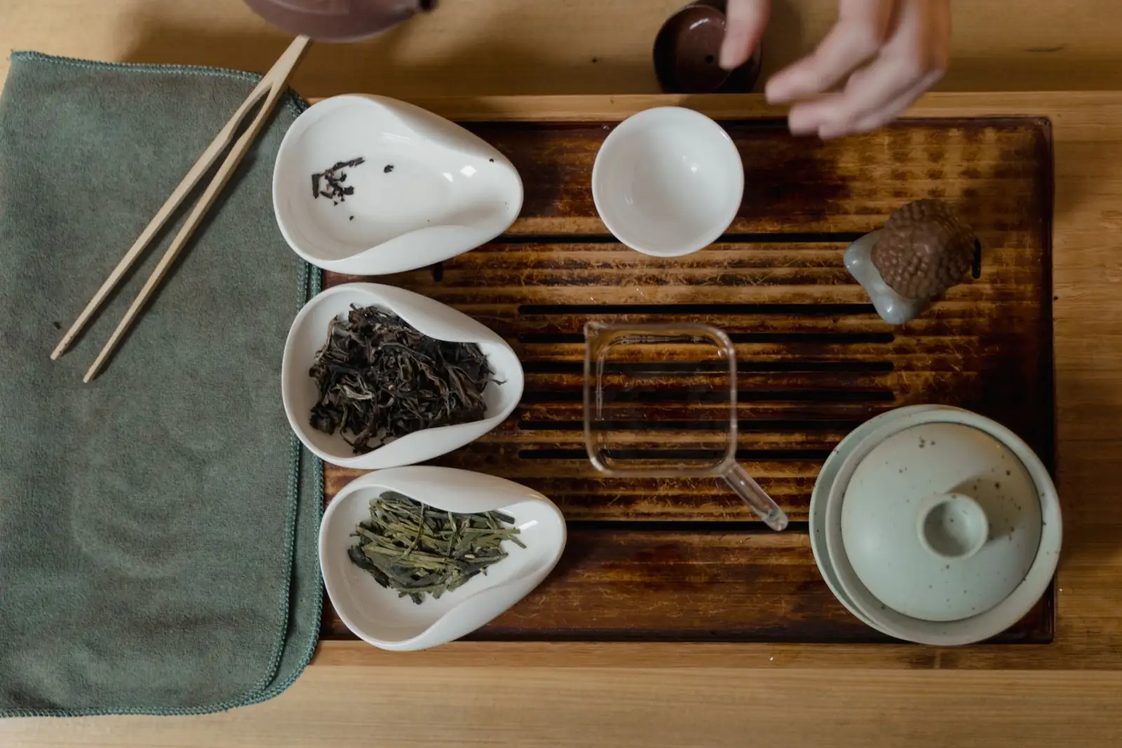 海南企业办公用品设计标准解析：名片与信纸印刷质量管控要点