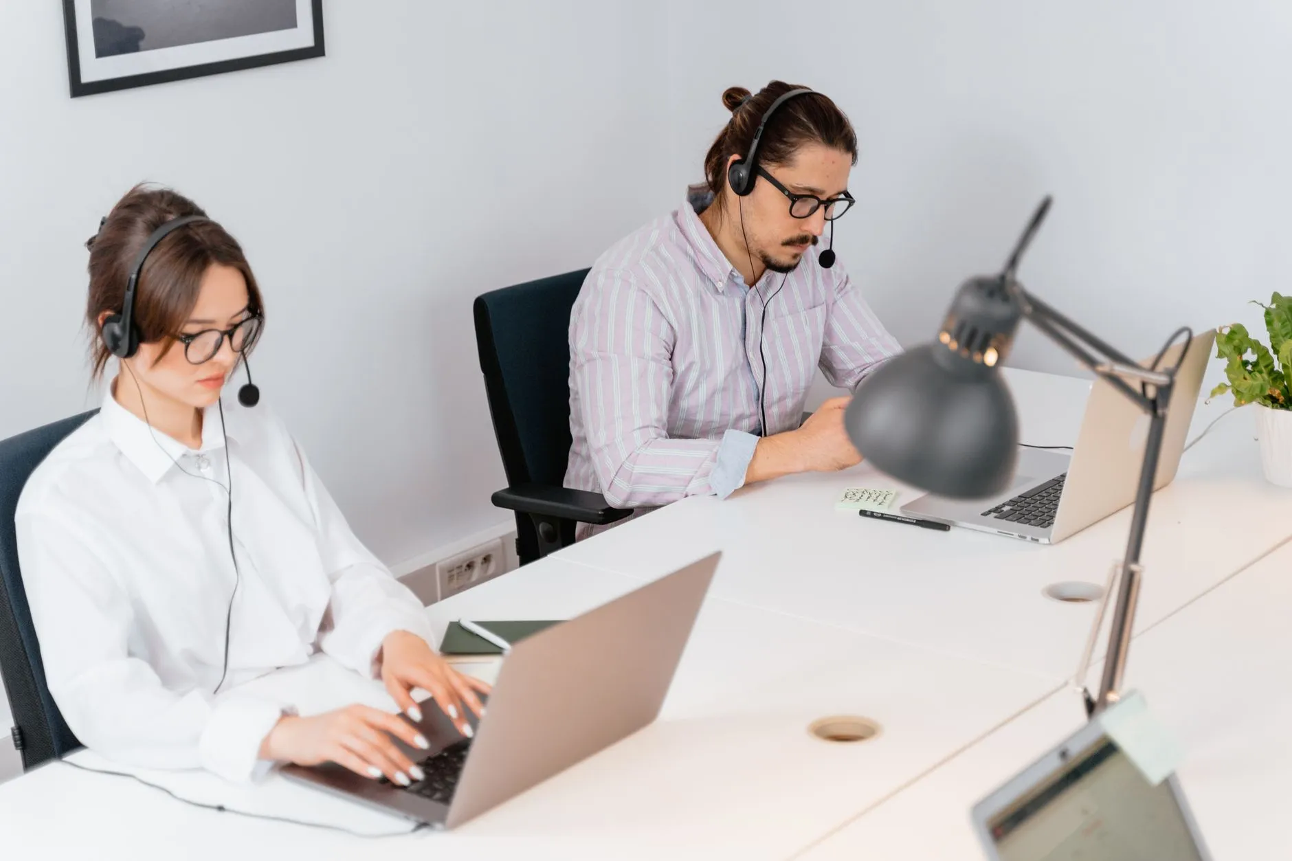 海南企业信纸设计规范与印刷工艺技术要点解析