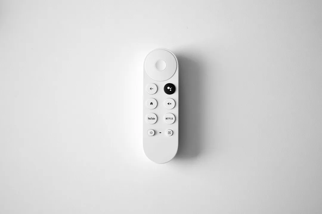 手提袋设计从材料选择到印刷工艺的全流程技术要点
